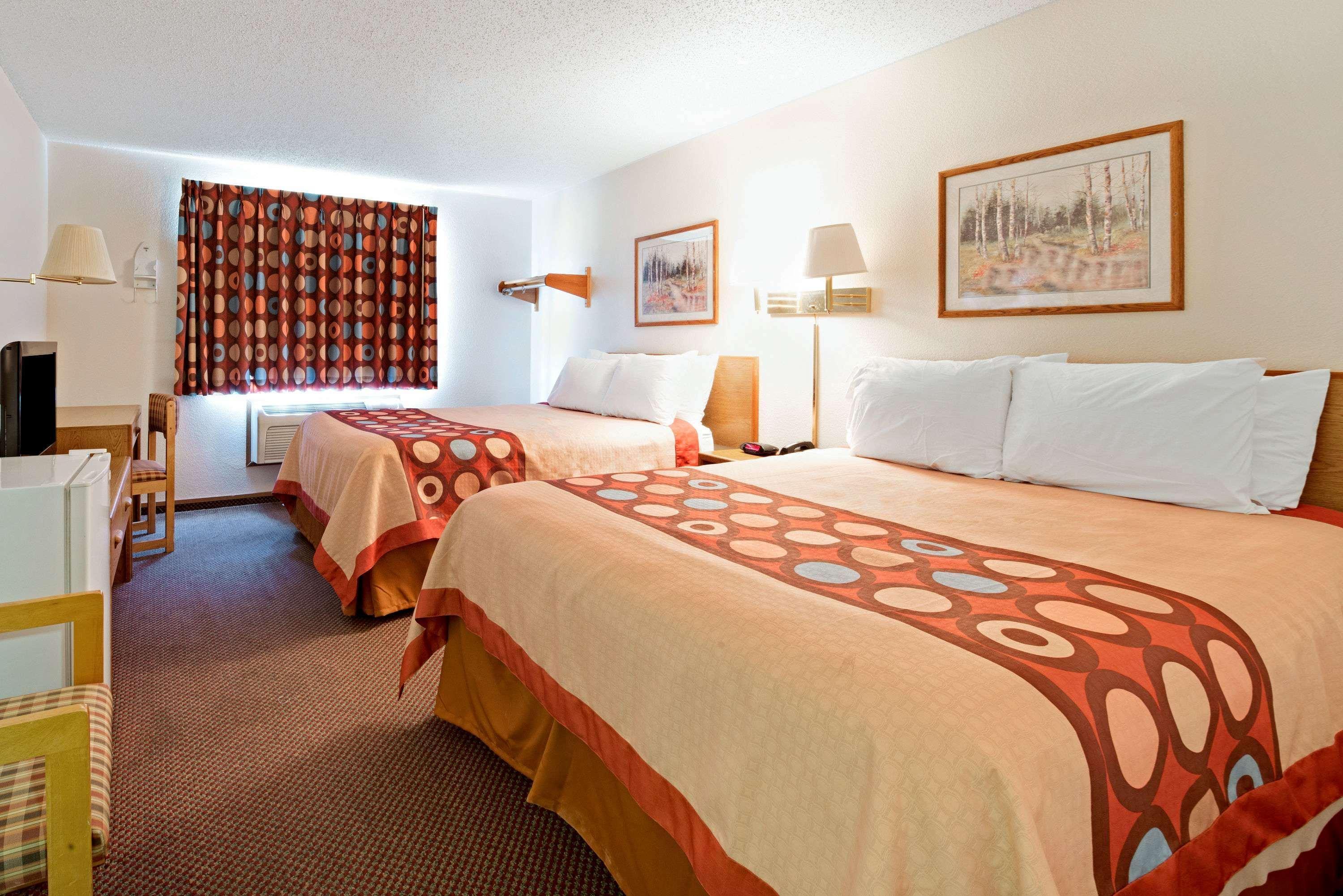 Super 8 By Wyndham Plano/Dallas Area Buitenkant foto