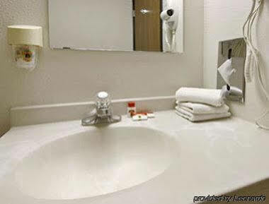 Super 8 By Wyndham Plano/Dallas Area Buitenkant foto